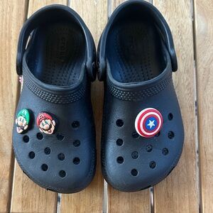 CROCS Kids Black Clogs with Character Charms